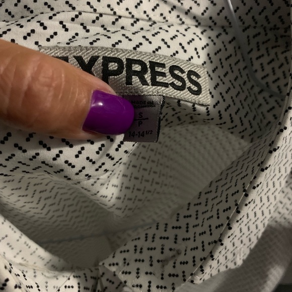 Men's Short Sleeve Button Down Shirt! - Picture 2 of 2